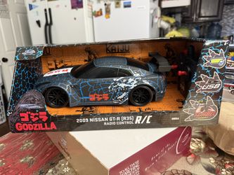 Jada Godzilla 2009 Nissan GT-R (R35) R/C 1:16 Scale