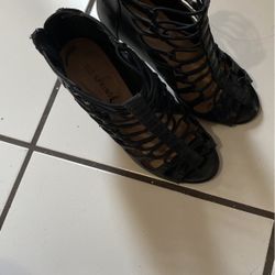 Negros Size 6