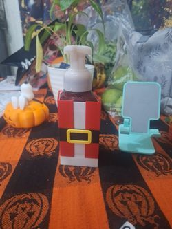 Santa Soap Dispenser Holder 