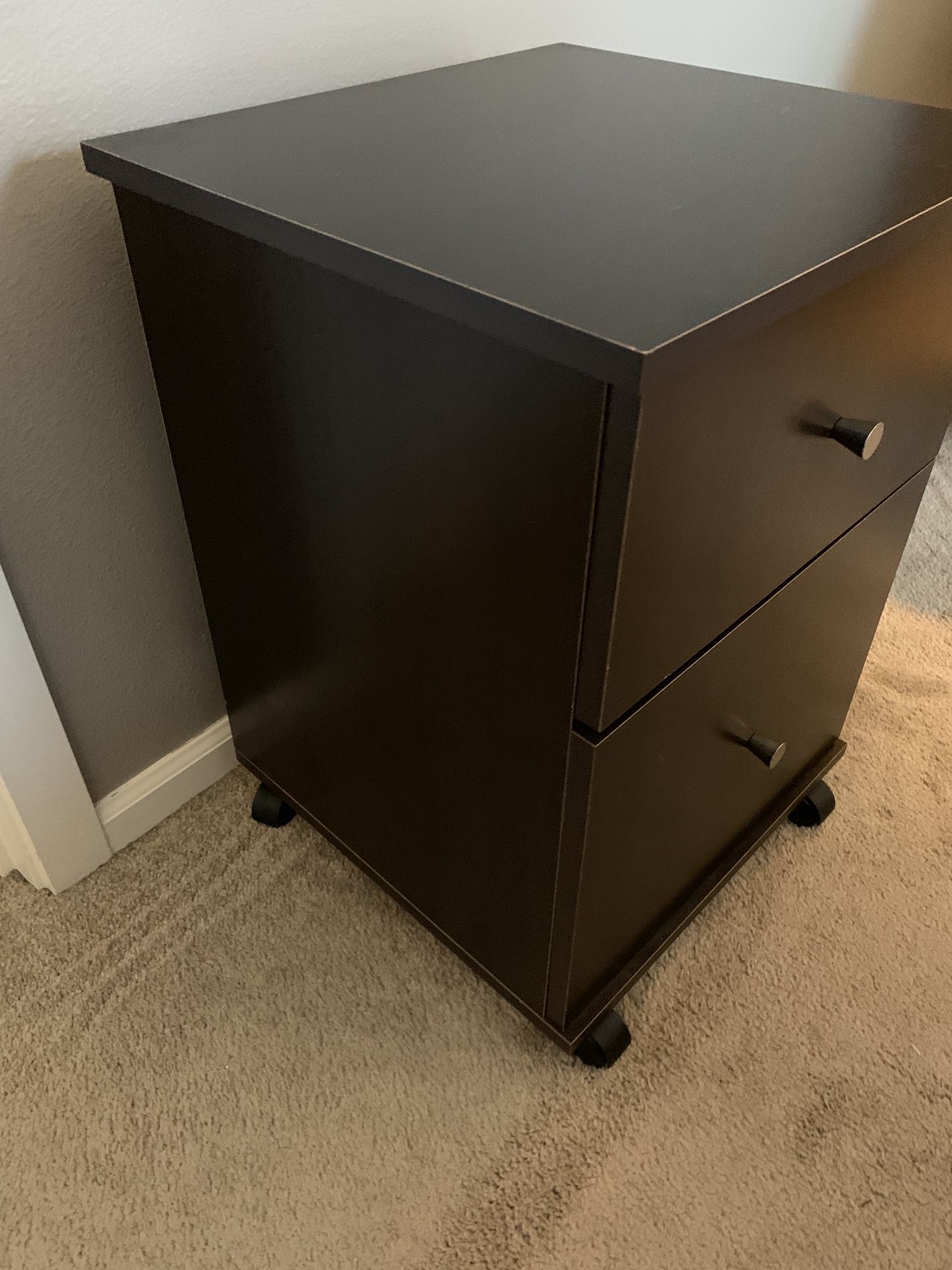 Brown filing night stand with 2 drawers on wheels for Sale in