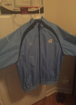 Nike UNC Windbreaker