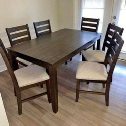 ROKANNE 7 PIECES DINING ROOM SET By ASHLEY 
