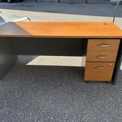 Office Desk With File Cabinet Will Deliver For $50