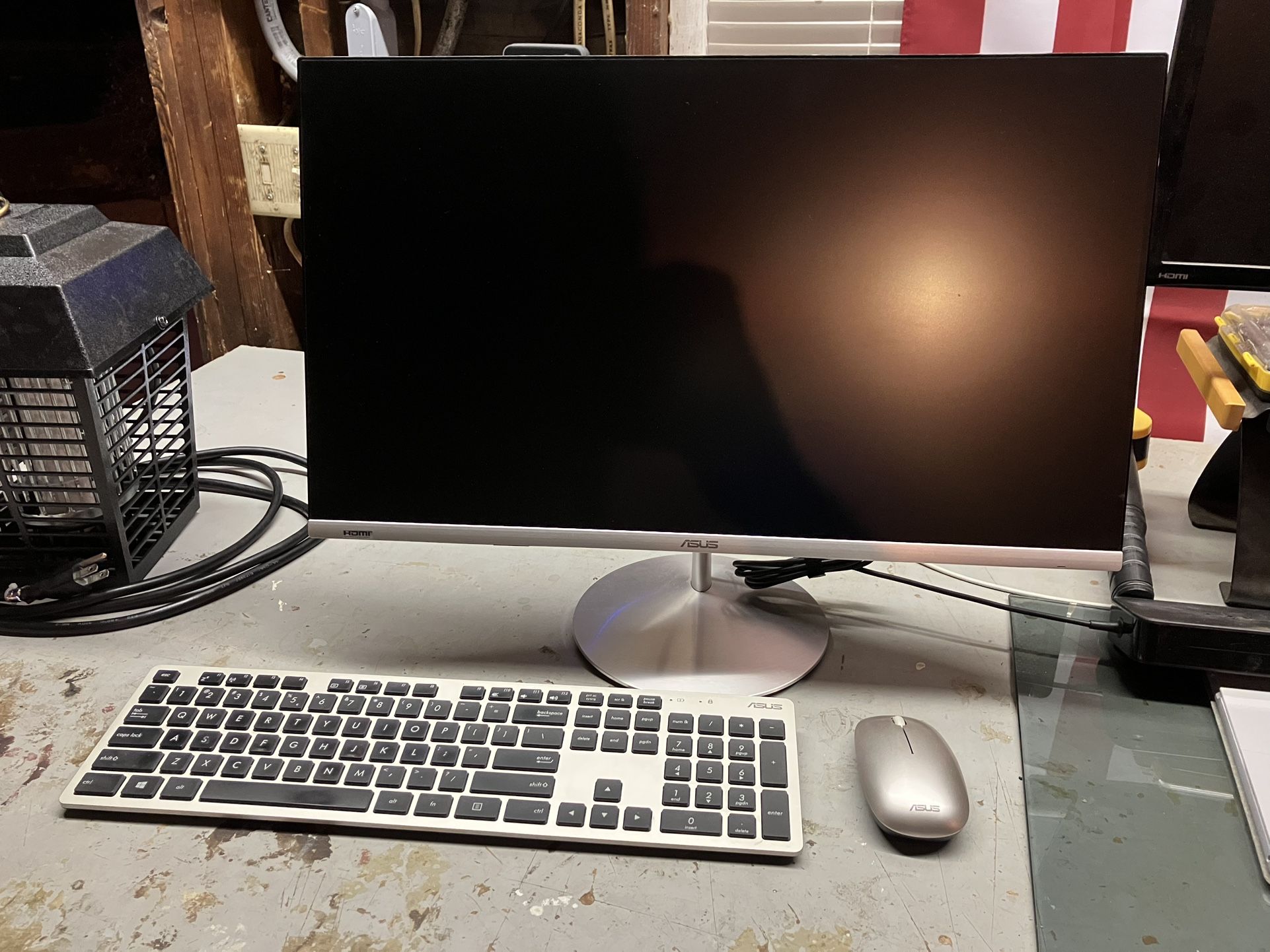 Asus Zen all-in-one 24”