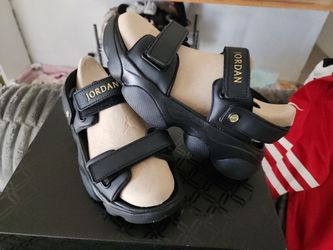 Jordan Sophia Slide Black Gold