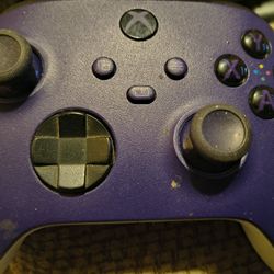 Xbox One/Series S/X Purple Controller