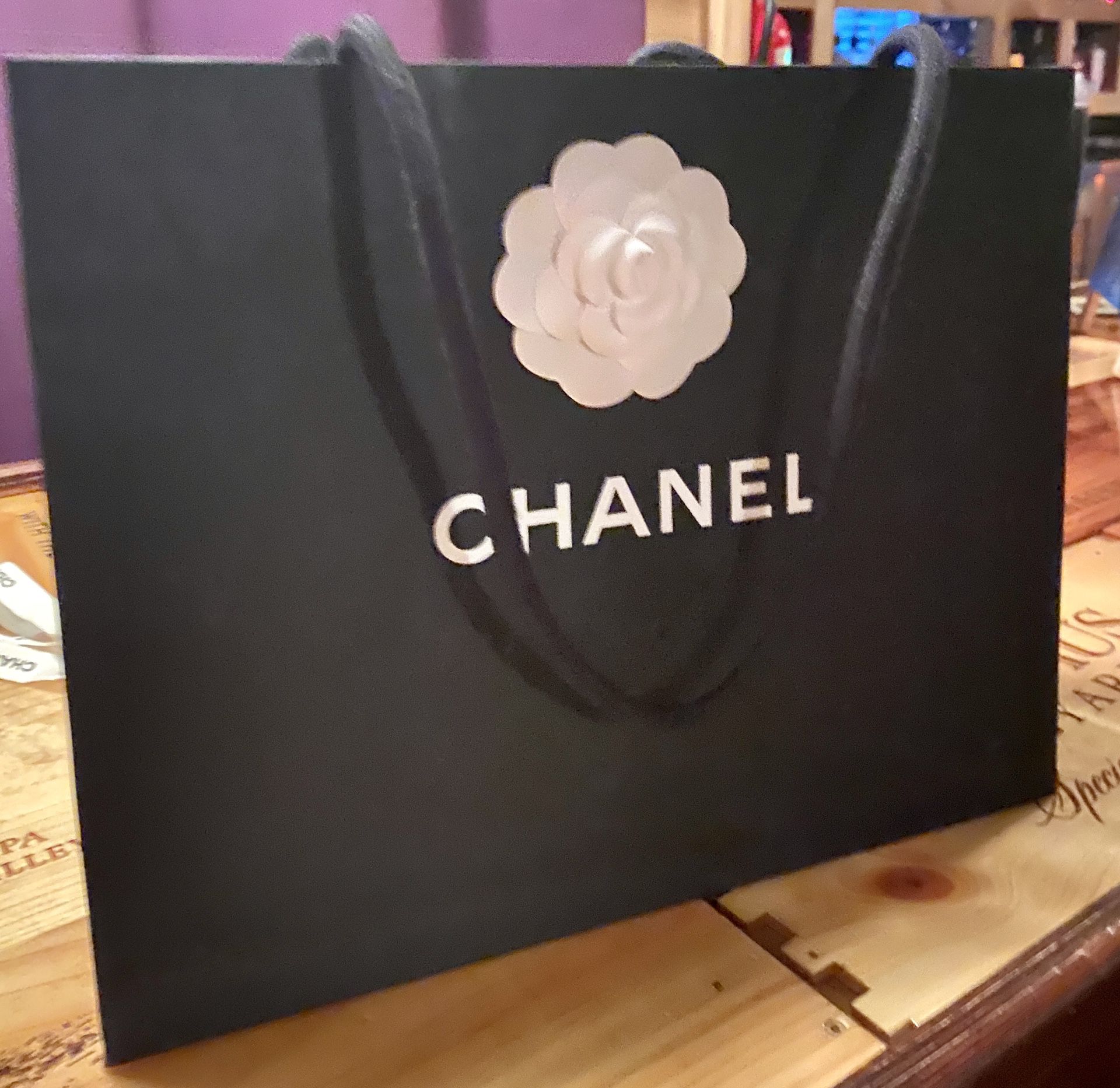 CHANEL Boutique Shopping Bag//Ribbons/Two (2) Jewelry Boxes & Felt Pouches