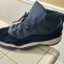 Not For Sale. I need A Right Side Size 10