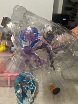 Satoru gojo figure