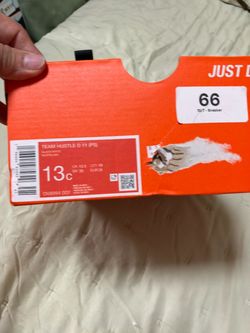 Nike Team Hustle D 11 PS Kids Size 13C