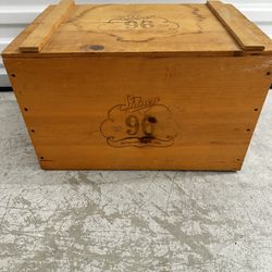 RARE Complete Shiner 96 Anniversary Crate - Original Box/Packing 24pack. 
