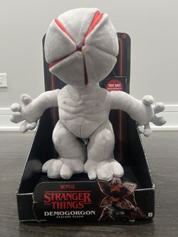 Stranger Things Demogorgon Plush 12” *DMG