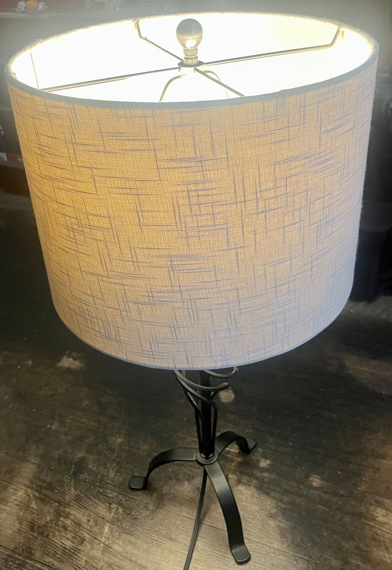 Table lamp. 