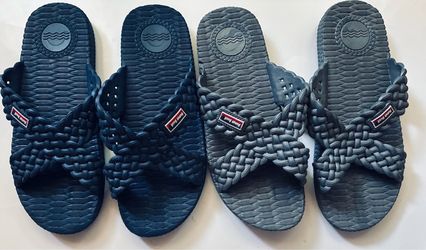 Men’s sandals Sz 8.5-9 LOT of 2 like new p/up Sheepshead Bay Brooklyn NY