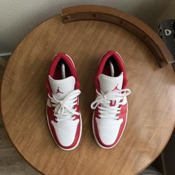 Air Jordan 1 Low Red