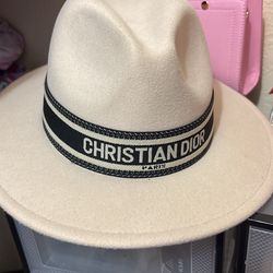 Dior sombrero
