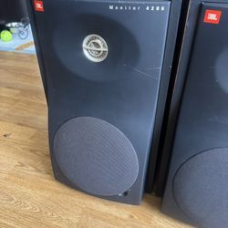 JBL 4208 Professional Studio Reference Monitors 75Watt 8OHM 