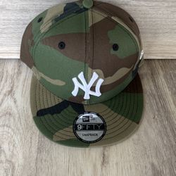 New York Yankees Snapback Hat$35