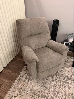 recliner chair from ashly’s