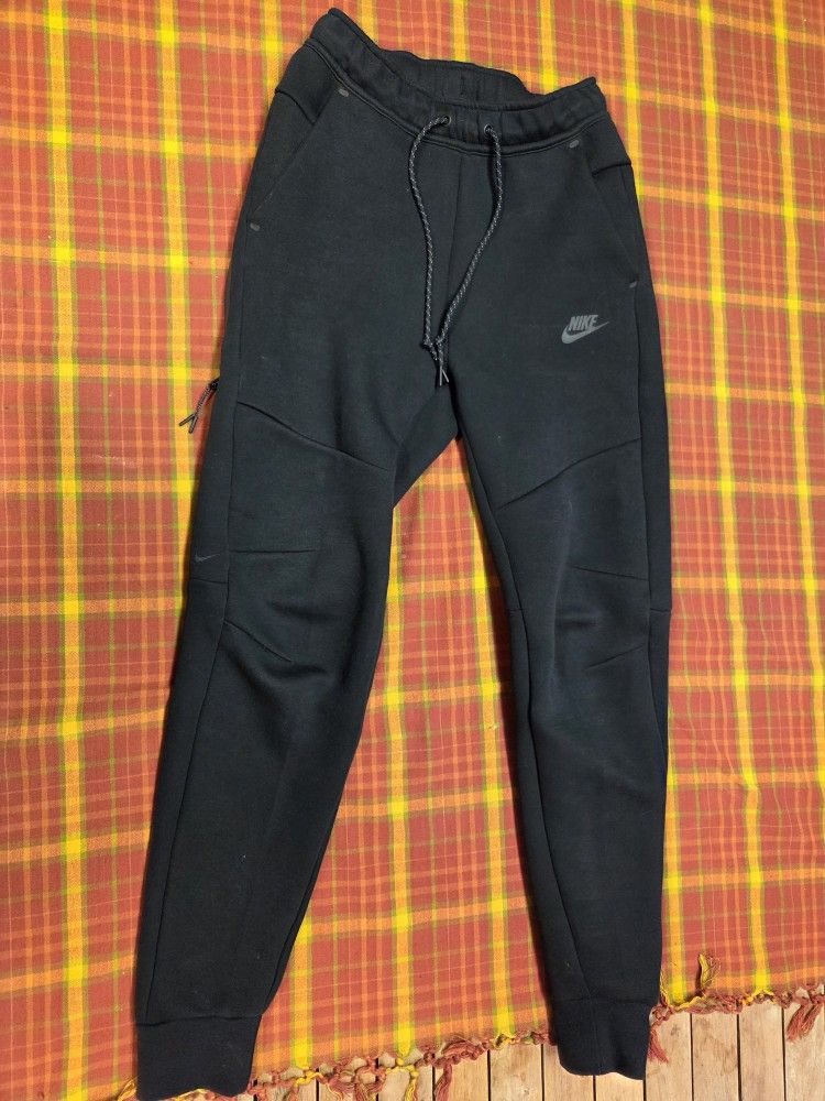 Nike Tech Fleece Pants