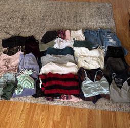 Girl Clothes (35 pc)