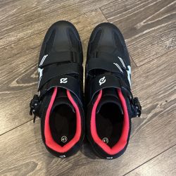 Size 43 Peleton Spinning Shoes 