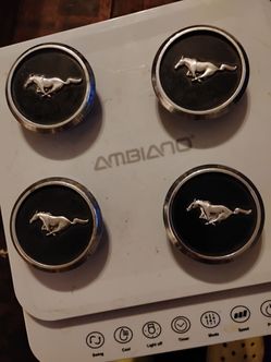 2014 Ford mustang rim caps
