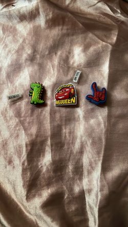 Croc Pegs