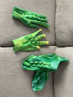 Alíen Hands And Feet 