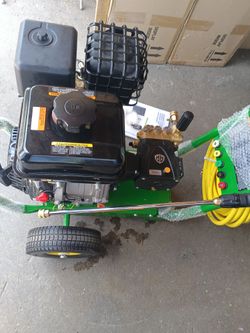 John Deere
4200 PSI 4.0 GPM Gas Cold Water Pressure Washer