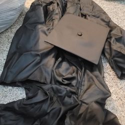 Graduation Grown...fitted For 5'4" Medium Build.  Worn Once!