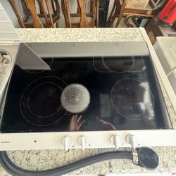 Cook Top With Electric GRILLE