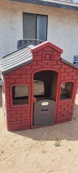 Little Tikes in condition like new $120 pick up only Hesperia CA no trade cash only.
