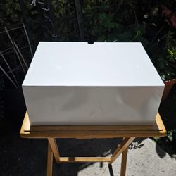 Lumivara Aeris Floating Nightstand 