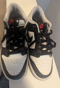 Used youth shoes 5.5