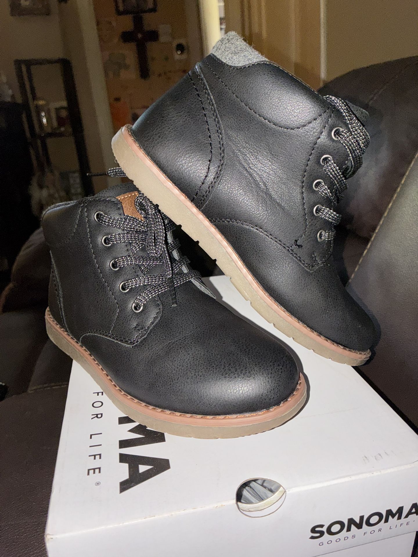 Sonoma Kids Boots Size 4