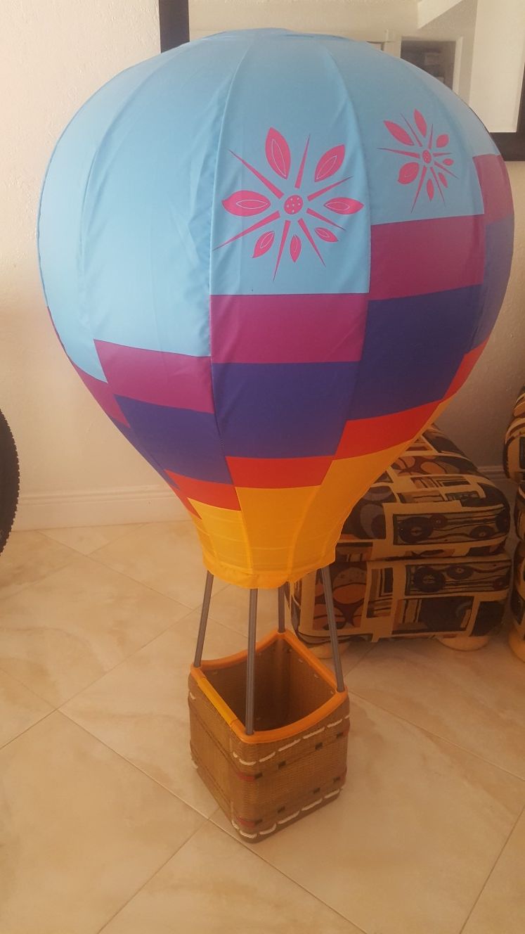 American Girl - Hot air balloon