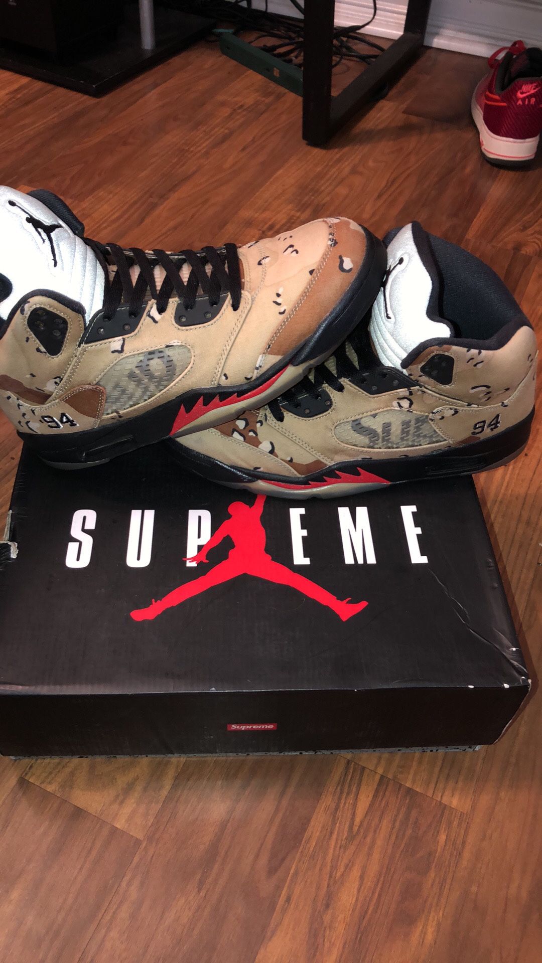 Jordan 5 “Supreme”