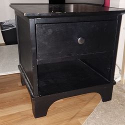 Nightstand 