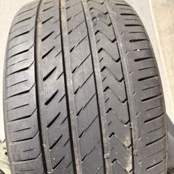Tire 275-40-19 Lexani 