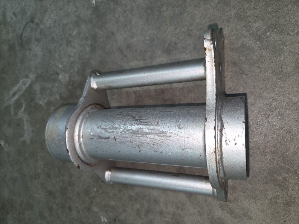 88-02 Yamaha Blaster  rear Axle Carrier Housing