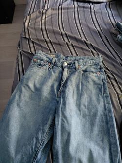 Levis 568 loose fit light blue jeans