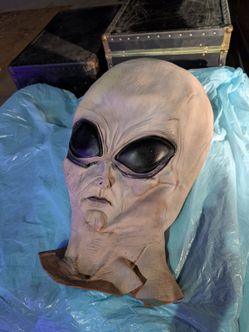 Alien Mask & Gloves