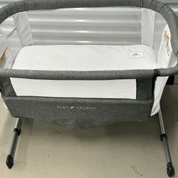 Bedside Bassinet And Portable Bassinet