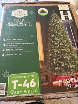 Pre-lit artificial Christmas tree