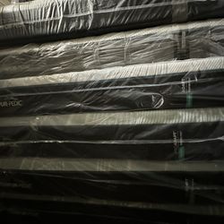 King Queen Size Tempurpedic ProAdapt,  ProBreeze,  LuxeBreeze Mattress  Pro Breeze /Luxe Adapt /Pro Adapt /Adapt /cloud /Tempur pedic contour Supreme 