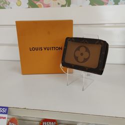 Louis Vuitton LV Wallet 