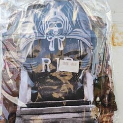 17" Halloween Tombstone Yard Signs $10 A Pack Each Pack Has 6