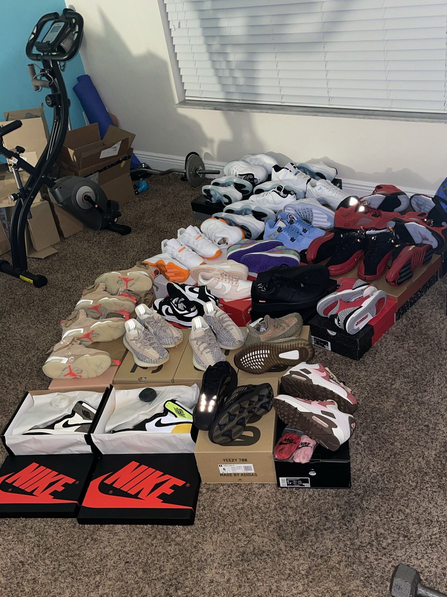 JORDAN NIKE & YEEZY BRAND NEW