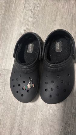 Kids used crocs with fur size 1